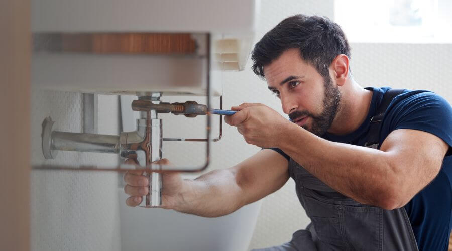 Sink faucet replacement in Darlington, IN
